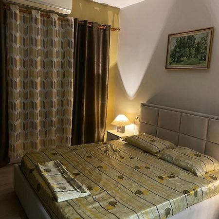 Destinacion Central Room Tiranë Eksteriør bilde