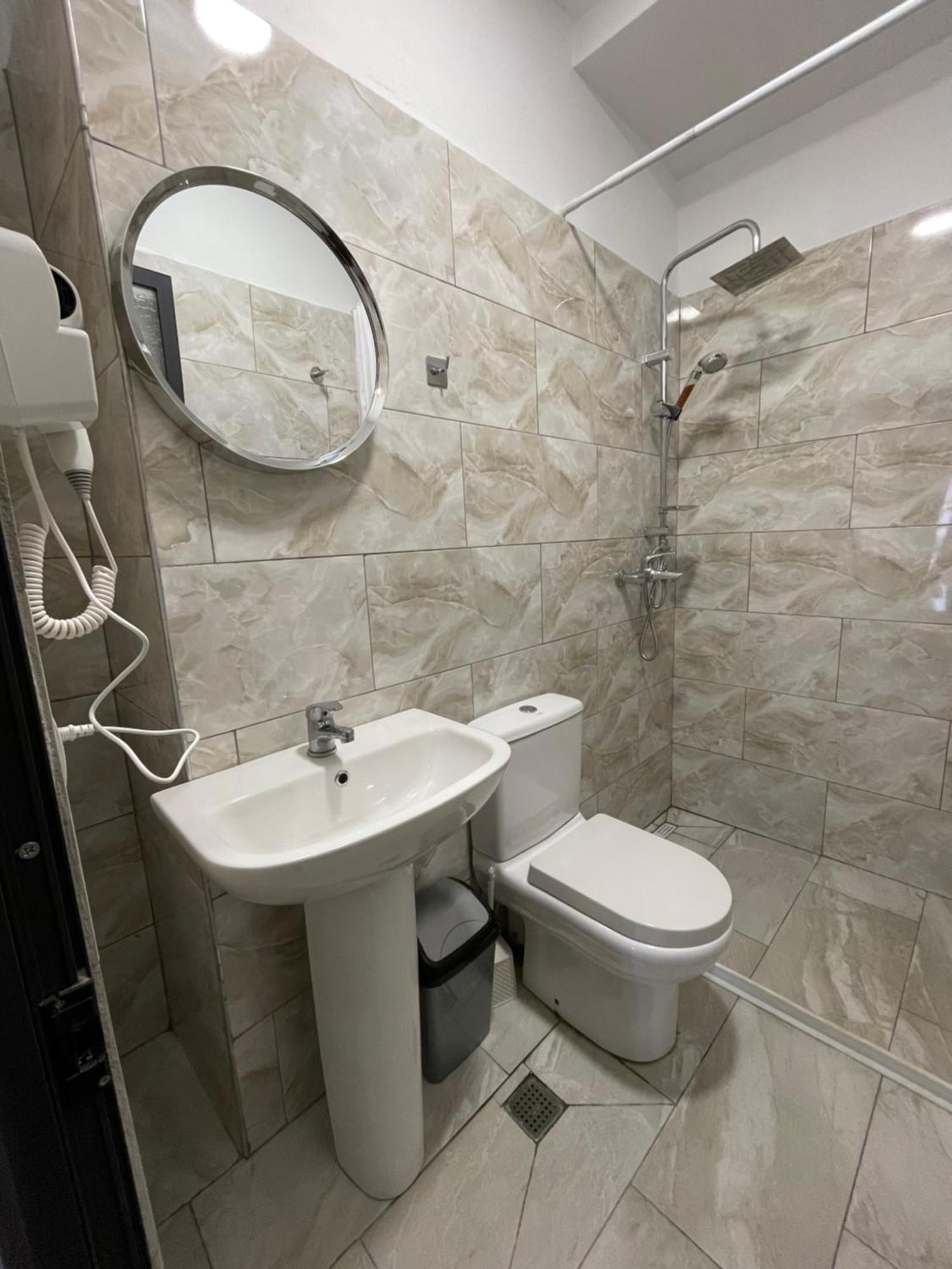 Destinacion Central Room Tiranë Eksteriør bilde